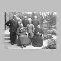027-0084 Im Bild Emil, Maria, Gerhard, Ernst, Willi und Oma Kristahn sowie Gerhards Vater .JPG
